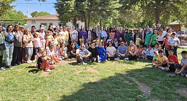 Cumhuriyet İlkokulu 4.sınıf öğrencileri son kez bir araya geldi