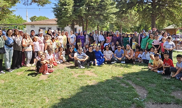 Cumhuriyet İlkokulu 4.sınıf öğrencileri son kez bir araya geldi