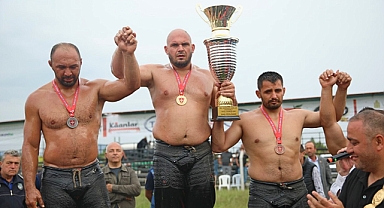 Er meydanının yiğitleri Akhisar'da yarıştı