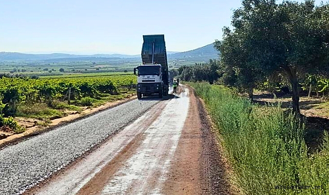 Gölmarmara Yolları Yenileniyor