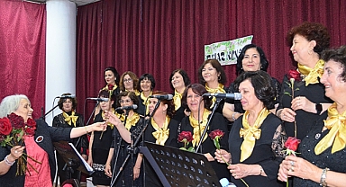 Gördes kültür ve doğa derneğinden coşkulu konser