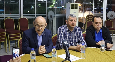 Manisa Valisi Akhisar’da afetin ardından açıklamalarda bulundu