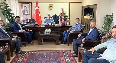 Memur-sen den Akhisar Kaymakamına hayırlı olsun ziyareti