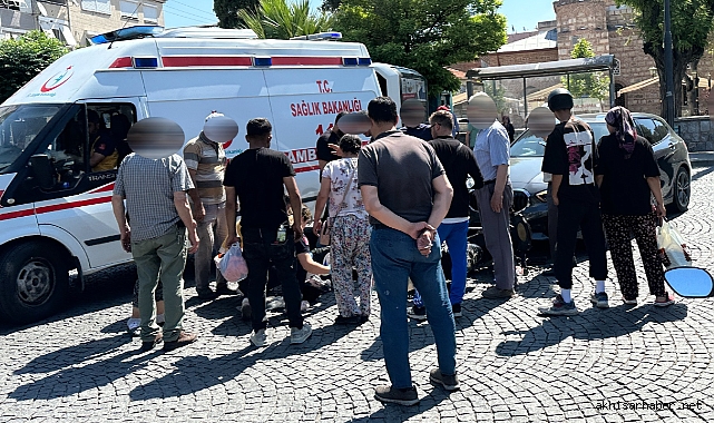 Otomobil ile elektrikli bisiklet çarpıştı 16 yaşında sürücü yaralandı