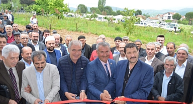 Söğütcük mahallesi hem hıdrellez yaptı hem de yapılan camiyi ibadete açıldı