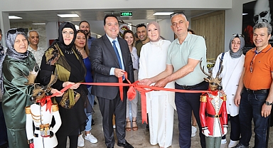 Uğur Mumcu Kültür ve Sanat Merkezinde Retro Hobi sergisi açıldı