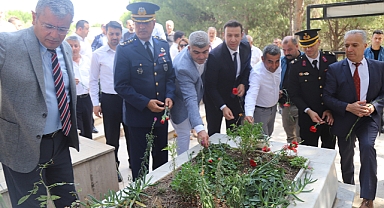 15 Temmuz darbe girişiminin 7.yıl dönümünde şehitler anıldı