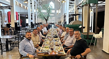 AK Parti, Basın bayramında gazetecilerle buluştu