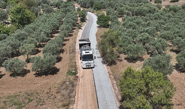 Akhisar Belediyesi kırsal bölgelerde asfalt çalışmalarına devam ediyor