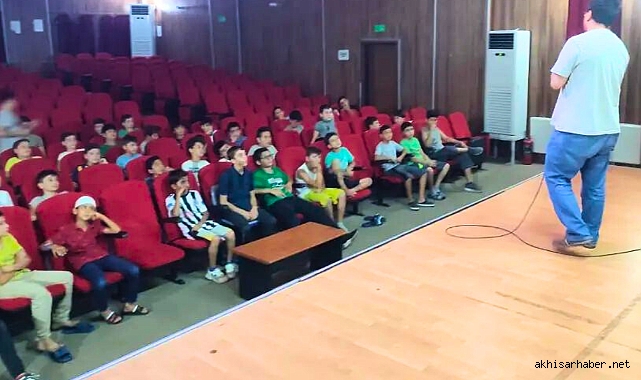 Akhisar'da öğrencilere su verimliliği ve tasarrufu anlatıldı