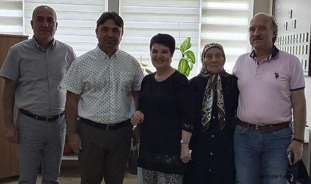 Akhisar İlçe Nüfus Müdürlüğü'ne İzmir'den özel ziyaret