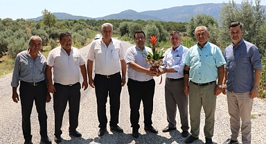 Gölmarmaralı Muhtarlar Asfalt Çalışmalarından Memnun