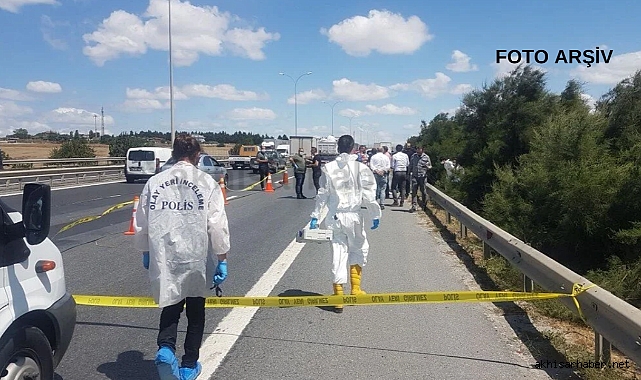 Otobanda iki erkek cesedi bulundu