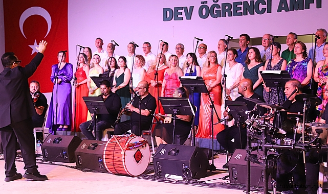 Yaz Güneşi konseri mest etti