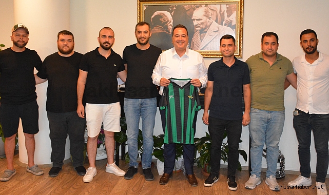 YSTD ve Akigolar'dan Başkan Dutlulu'ya Teşekkür Ziyareti