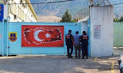 25 yıl hapsi bulunan şahsı Jandarma yakaladı