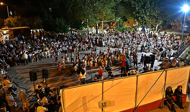 Akhisar Belediyesi, Açık Hava Yaz Konserini Mahallelere Taşıdı