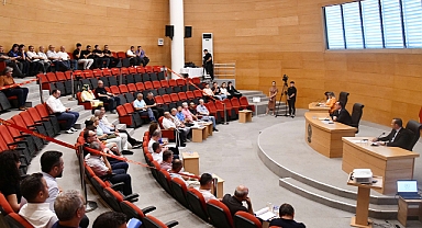 Akhisar Belediyesi Ağustos ayı meclis toplantısı gerçekleştirildi