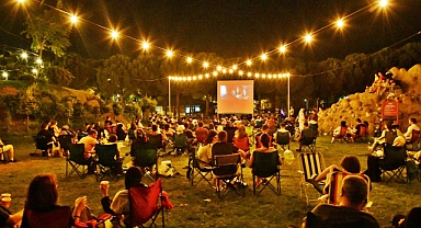 Akhisar'da Açık Hava Sinema Keyfi Devam Ediyor