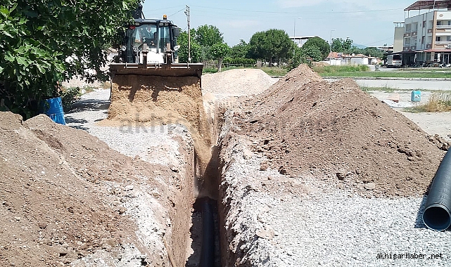 Akhisar'da Yeni İmara Açılan Sokaklara Yeni Altyapı