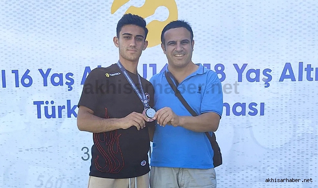 Akhisar ilk kez milli atlet çıkardı