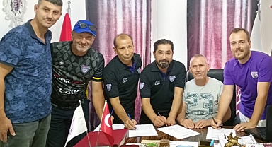 Akhisargücü'nde Teknik Ekipten Toplu İmza