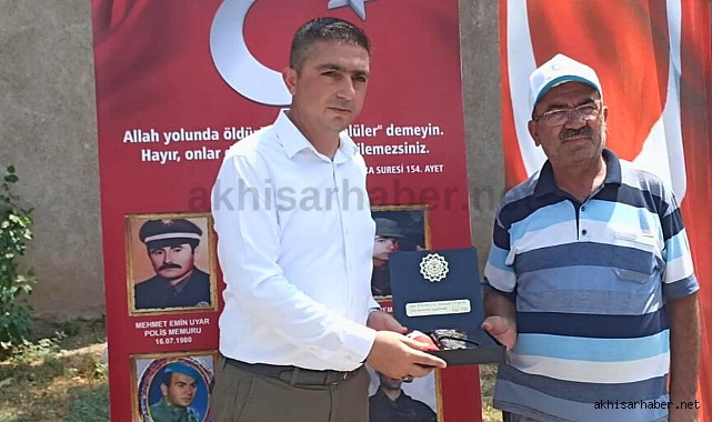 Akhisarlı Şehitlerimiz Saygı ve Minnetle Anıldı