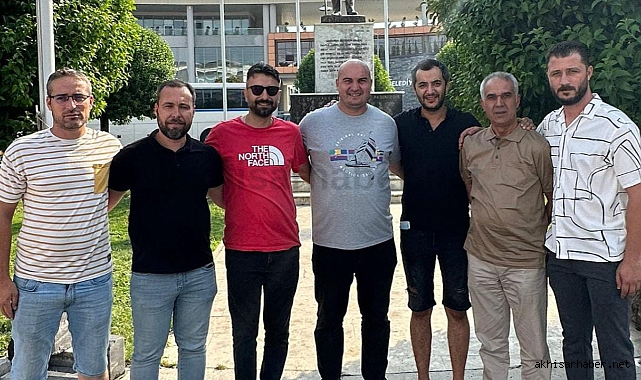 Akhisarspor yönetiminde istifa depremi