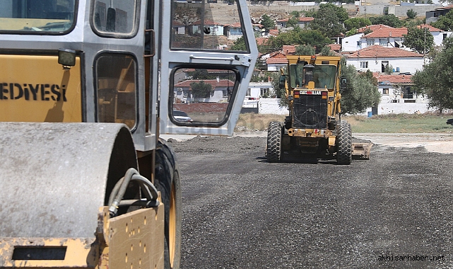 Atatürk Mahallesi ve Sanayi sitesinde asfalt çalışması