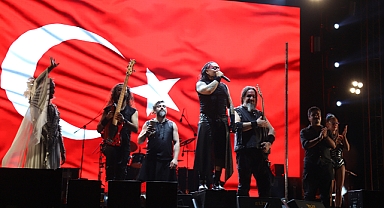 Hayko Cepkin Akhisar'ı salladı