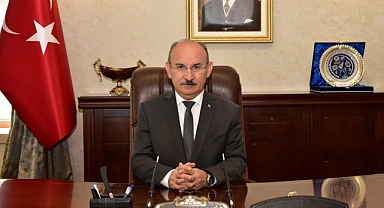Manisa Valiliği Görevinden Ayrılan Vali Yaşar Karadeniz'den Veda Mesajı
