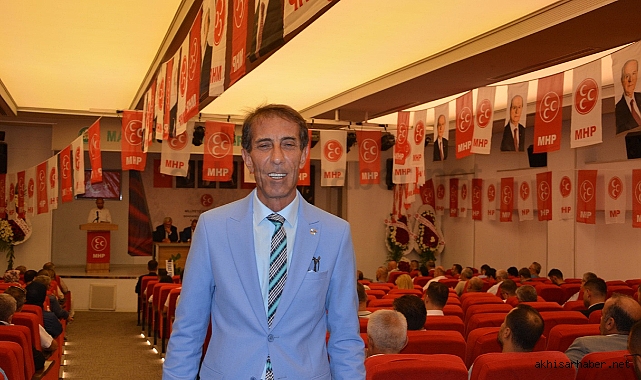MHP Şehzadeler İlçe Kongresi'nde başkanlık görevi Şener Özten ile devam ediyor