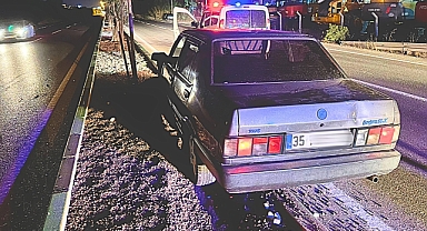 Polisten Kaçan Şüpheliler Kaza Yaptı, Sonrasında Yakalandılar