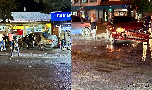 Tütün otel kavşağında maddi hasarlı kaza meydana geldi