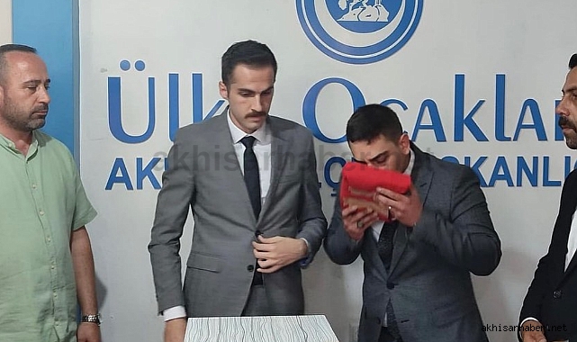 Ülkü Ocakları'nda Adem Duran görevini devretti