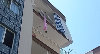 Yer Manisa: Yasak ilişki yaşayan adam balkondan böyle kaçtı
