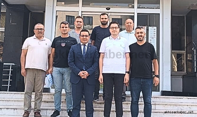 AK Parti'den İlçe Milli Eğitime ziyaret