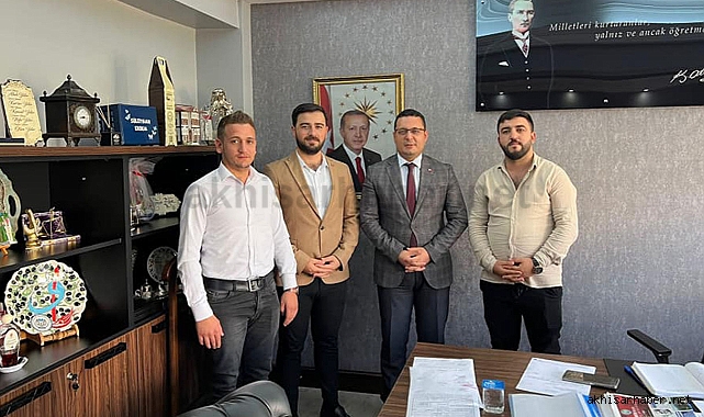 AK Parti Gençlik Kollarından İlçe Milli Eğitim'e ziyaret
