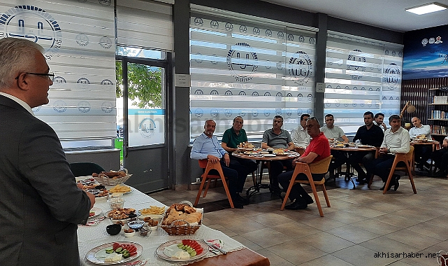 Akhisar'da Ahilik Haftası Kutlamaları Kahvaltı Buluşmasıyla Başladı