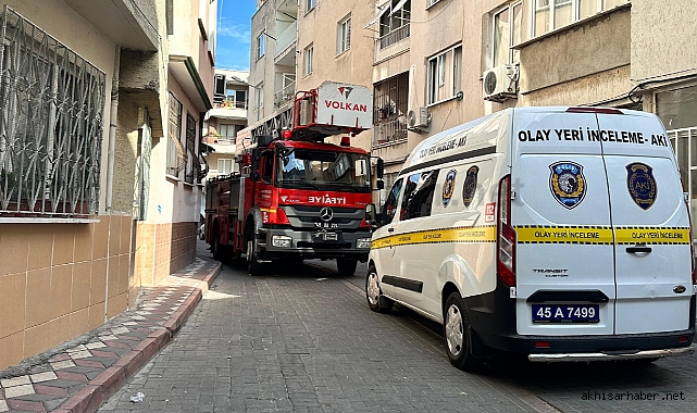 Akhisar'da bir kişi ailesi ile görüntülü konuşurken hayatına son verdi