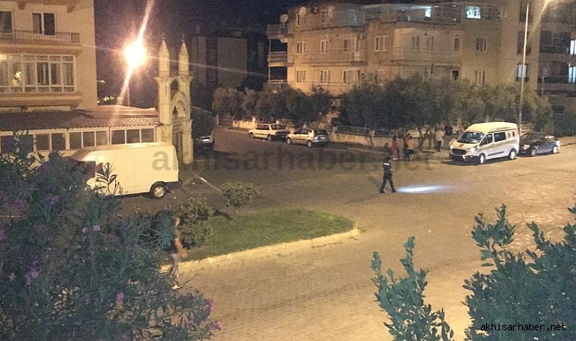 Akhisar'da çocuğa çarpan otomobil kaçtı