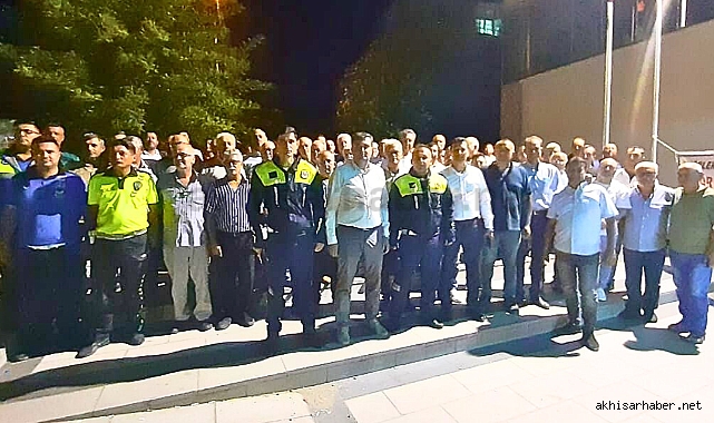 Akhisar'da Şoförler ve Taksi Şoförlerine Trafik Eğitimi Verildi