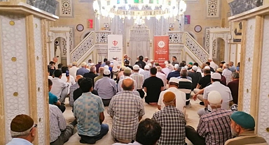 Akhisar İlçe Müftülüğü, Kur'an-ı Kerim Ziyafeti Programı Düzenledi