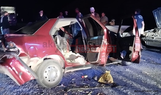 Akhisar-Sındırgı yolunda feci kaza 1 ölü 6 yaralı
