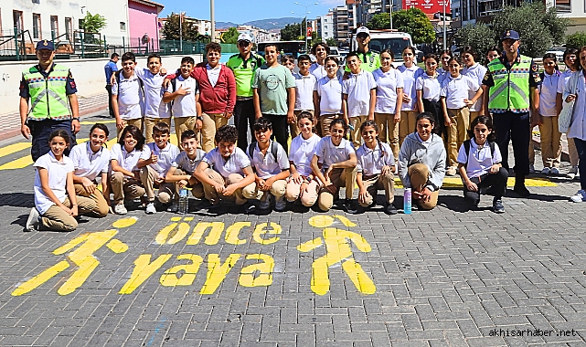 Akhisar Yaya Geçitlerinde Estetik ve Güvenlik Ön Planda