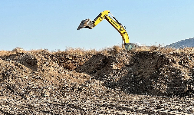 Akhisar yeni itfaiye amirliği binasında ilk kazma vuruldu