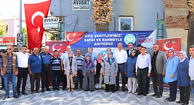 Akhisarlı şehitler yıldönümünde dualarla anıldı