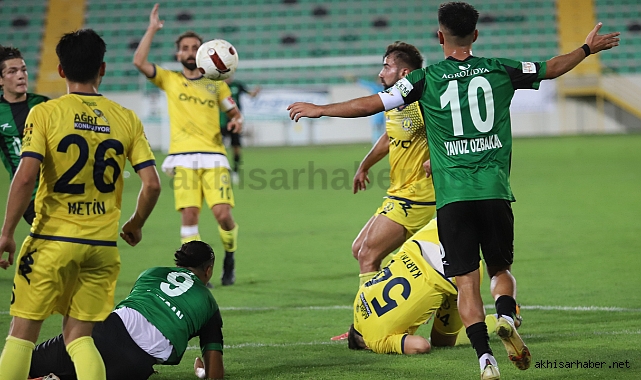 Akhisarspor evindeki ilk maçında Ağrı ile 1-1 berabere kaldı