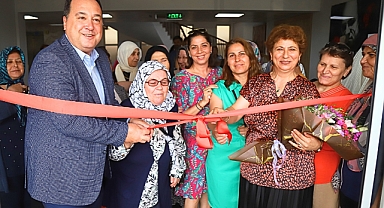 İğne Oyası kursiyerlerinin sergisi açıldı