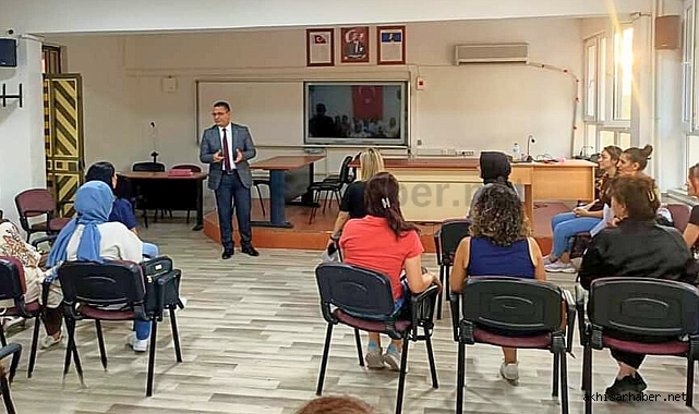 Öğretmenlere özel eğitim uygulamaları kursu veriliyor